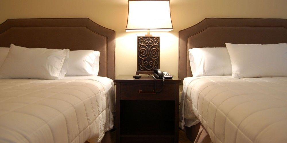 Brentwood Inn And Suites Rochester Exteriör bild