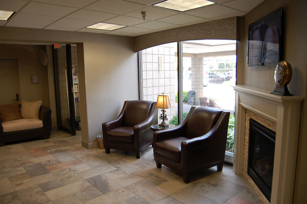 Brentwood Inn And Suites Rochester Exteriör bild